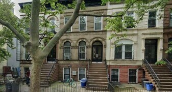 263 Halsey St in Brooklyn, NY - Building Photo