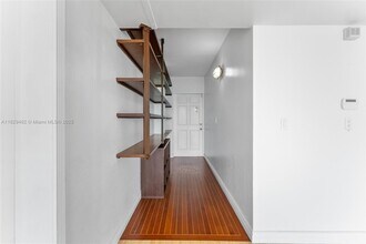 2539 Bayshore Dr in Miami, FL - Building Photo - Building Photo