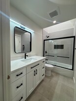 47 Wellesley in Irvine, CA - Building Photo