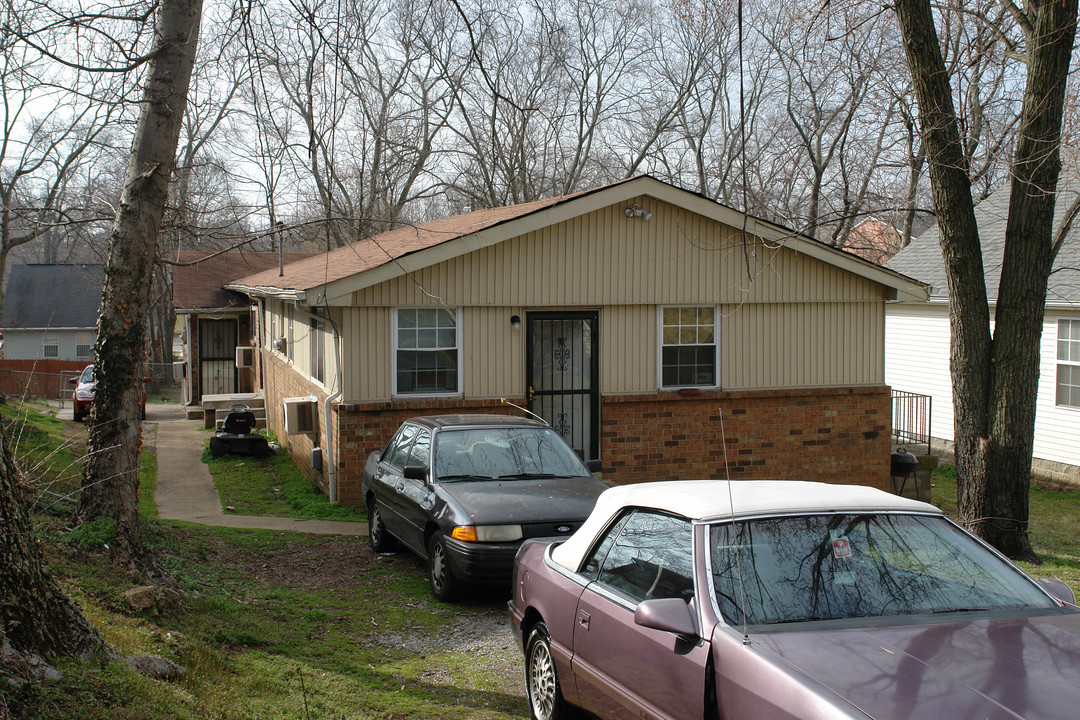 1923 Hermosa St in Nashville, TN - Building Photo