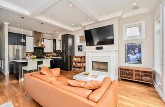 1124 W Wrightwood Ave, Unit 3E in Chicago, IL - Foto de edificio - Building Photo