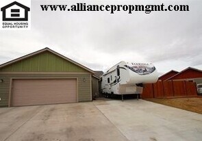 11 Cedar Shade Ln in Bozeman, MT - Building Photo