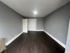 218 S 11th St in Newark, NJ - Building Photo - Building Photo