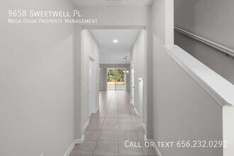 9658 Sweetwell Pl in Riverview, FL - Building Photo - Building Photo