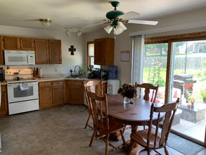 230 Joellen Dr in Waukesha, WI - Building Photo - Building Photo