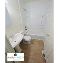 1169 Terry Ave in Mount Morris, MI - Building Photo - Building Photo