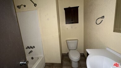 2100 Zermatt Dr in Pine Mountain Club, CA - Building Photo - Building Photo