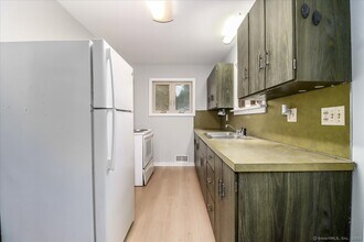 381 Litchfield Rd in New Milford, CT - Building Photo - Building Photo