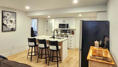 126 Hawk Cres in Ottawa, ON - Building Photo - Building Photo