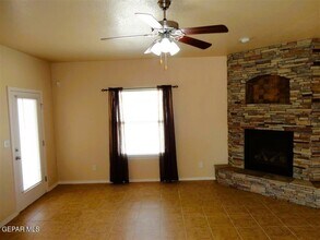 3276 Leah Point Ln in El Paso, TX - Building Photo - Building Photo