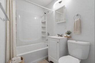 03 Midland Heights Cir in Midland, PA - Building Photo - Building Photo