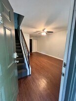 503 E 6th St, Unit 1 BR TH in Little Rock, AR - Building Photo