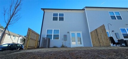 323 Winton Wy in Villa Rica, GA - Building Photo - Building Photo