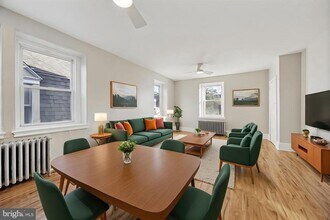 4922 Hazel Ave in Philadelphia, PA - Building Photo - Building Photo