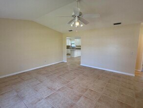 1862 SE Jackson St in Stuart, FL - Building Photo - Building Photo