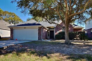 21535 Sullivan Forest Dr in Porter, TX - Building Photo