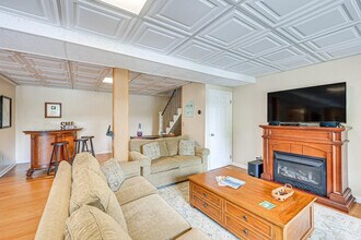 4984 Webster Rd, Unit ID1385876P in Glade Hill, VA - Foto de edificio - Building Photo