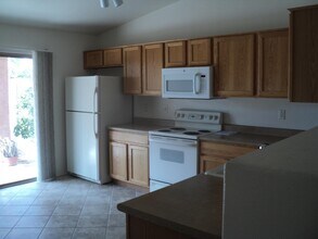 4466 E Coyote Washington Dr in Cave Creek, AZ - Building Photo - Building Photo