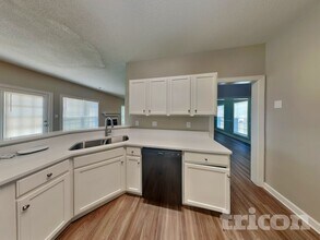 2829 Rosemeade Dr in Monroe, NC - Foto de edificio - Building Photo