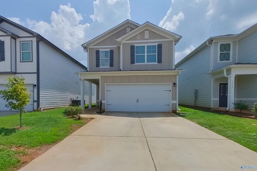 6405 Upchurch Dr in Huntsville, AL - Building Photo