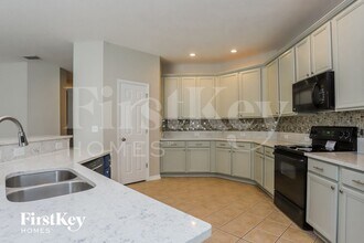 10909 Wildcat Dr in Riverview, FL - Foto de edificio - Building Photo