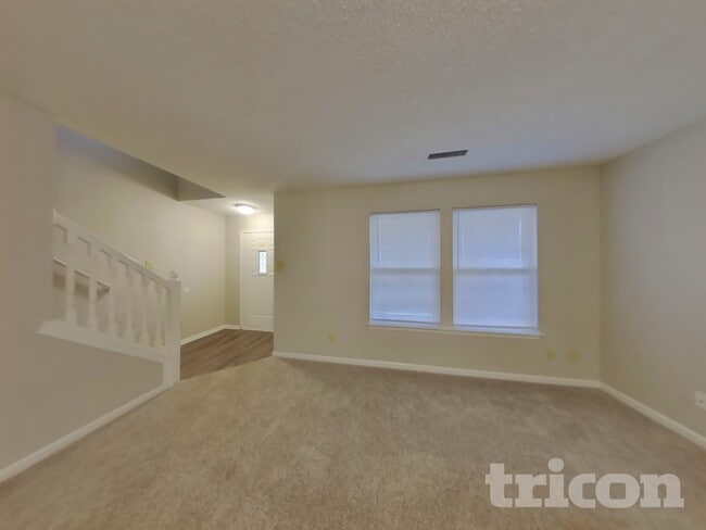 2322 Edgewater Cir in Plainfield, IN - Foto de edificio - Building Photo