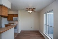 18511 Egret Bay Blvd photo'