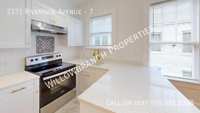 2331 Riverside Ave in Jacksonville, FL - Building Photo - Building Photo