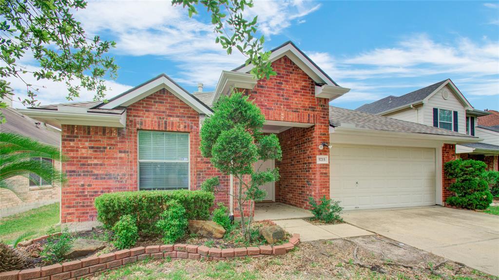 5715 Afton Ridge Ln in Houston, TX - Building Photo