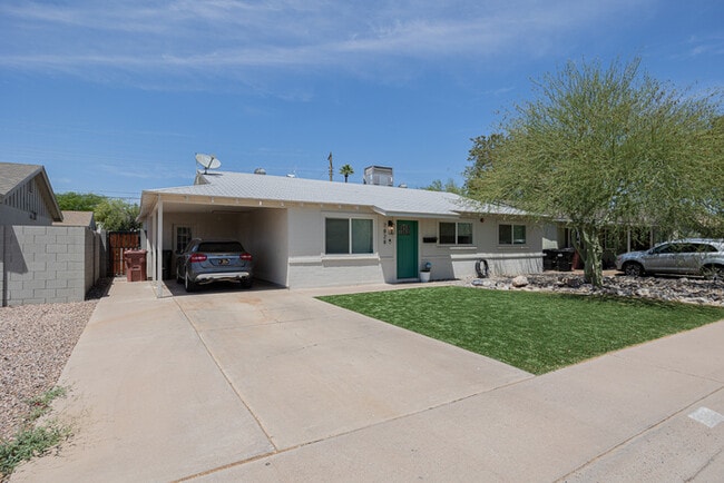 property at 7828 E Culver St