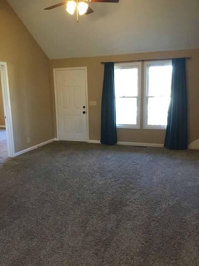 260 Kathleen Ct in Clarksville, TN - Building Photo - Building Photo