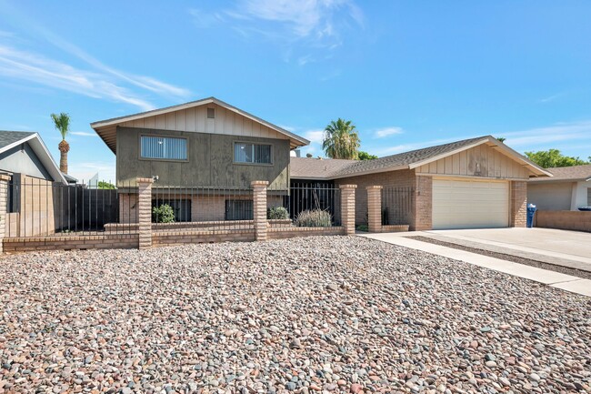 1726 E Minton Dr in Tempe, AZ - Building Photo - Building Photo