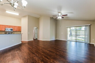 14862 Lady Victoria Blvd in Orlando, FL - Building Photo - Building Photo