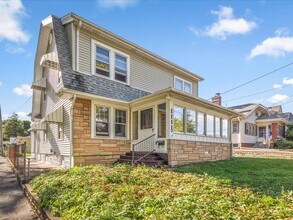 1111 20th St in Rockford, IL - Building Photo - Building Photo