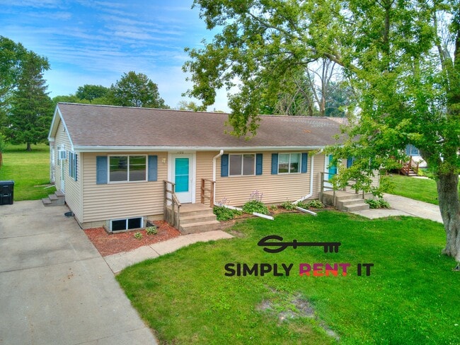 property at 1118 Sunset Ave