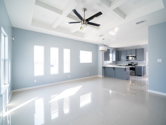 1901 W Taft St, Unit #3 in Weslaco, TX - Building Photo - Building Photo