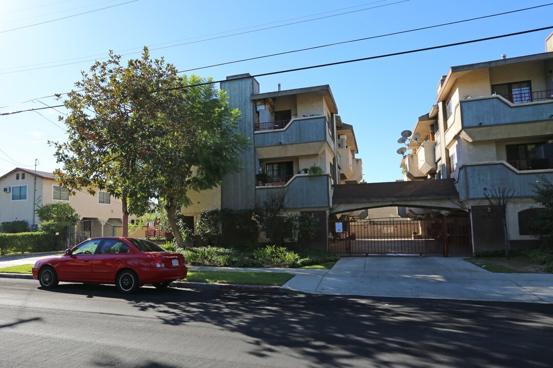 1234 Orange Grove Ave in Glendale, CA - Building Photo