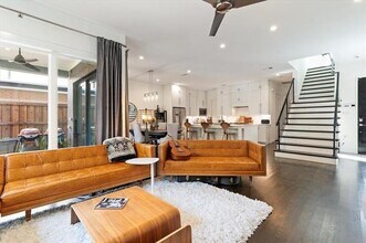 5135 Vickery Blvd in Dallas, TX - Building Photo - Building Photo