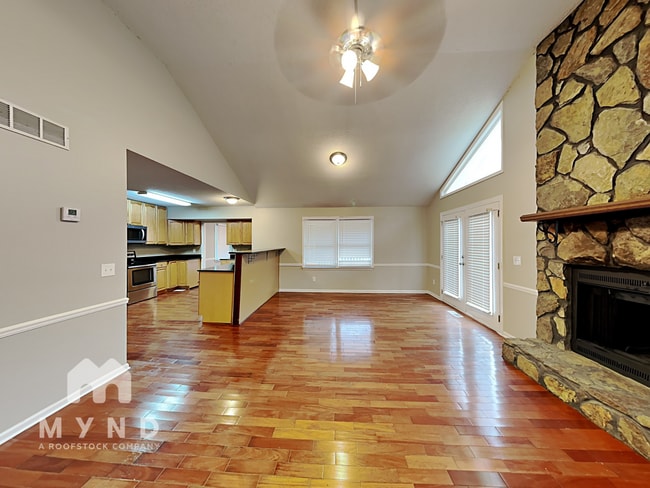 13001 Lakeview Pkwy in Villa Rica, GA - Building Photo - Building Photo