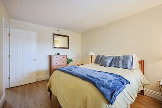 15 N Beacon, Unit 212 in Boston, MA - Foto de edificio - Building Photo