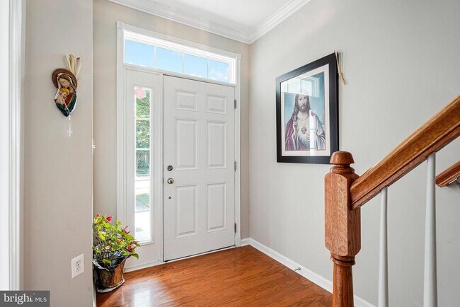 23073 Weybridge Square in Brambleton, VA - Building Photo - Building Photo