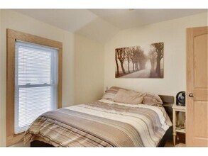 1815 Clinton Ave in Minneapolis, MN - Building Photo - Building Photo