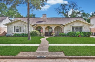 1059 Richelieu Ln in Houston, TX - Building Photo