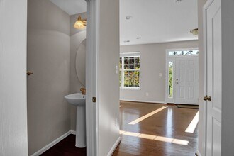 115 Tanglewood Manor Dr in Silver Spring, MD - Building Photo - Building Photo