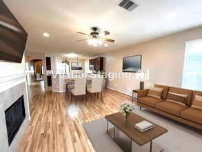 11907 Golden Lodge Ln in Houston, TX - Building Photo - Building Photo