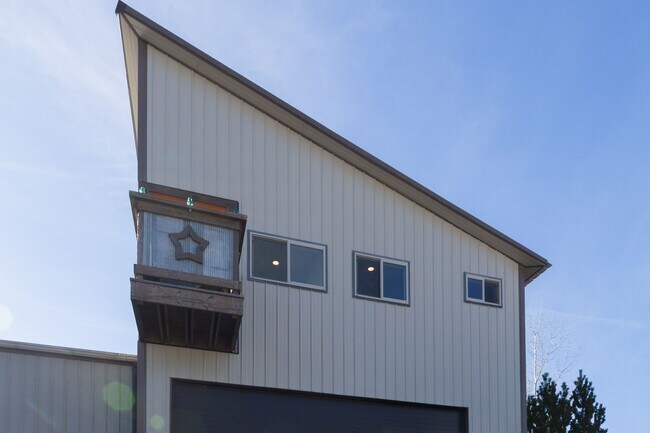 546 Alaska Frontage Rd in Belgrade, MT - Building Photo - Building Photo