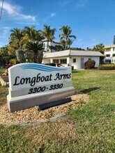 3320 Gulf of Mexico Dr in Longboat Key, FL - Building Photo - Building Photo
