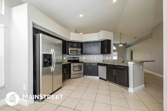 3258 Fairfield Dr in Kissimmee, FL - Building Photo - Building Photo