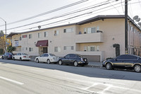 3030 E Artesia Blvd in Long Beach, CA - Foto de edificio - Building Photo