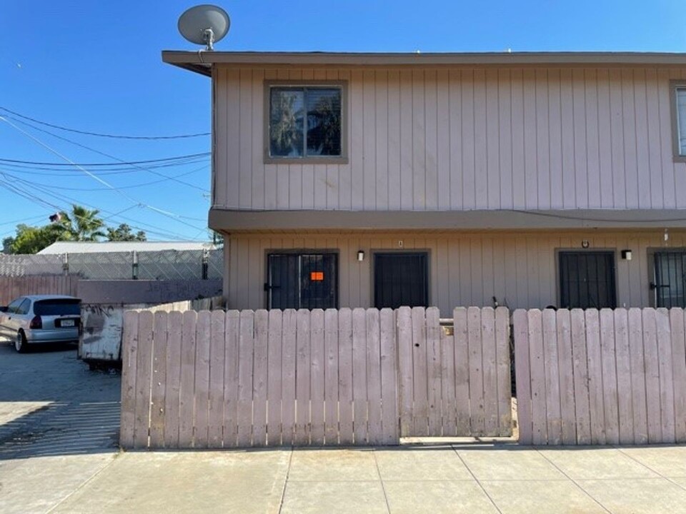 530 K St-Unit -530 K St - Apt. B in Bakersfield, CA - Foto de edificio